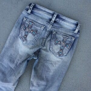 Fire & Rain Denim Low Rise Bootcut Rhinestone Jeans Women's Size 3 Light‎ Wash